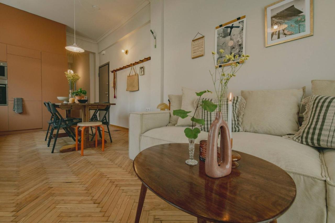 Stylish Cozy Artistic Athens Apartment — 4-Star Luxury Hotel in Athens, Greece