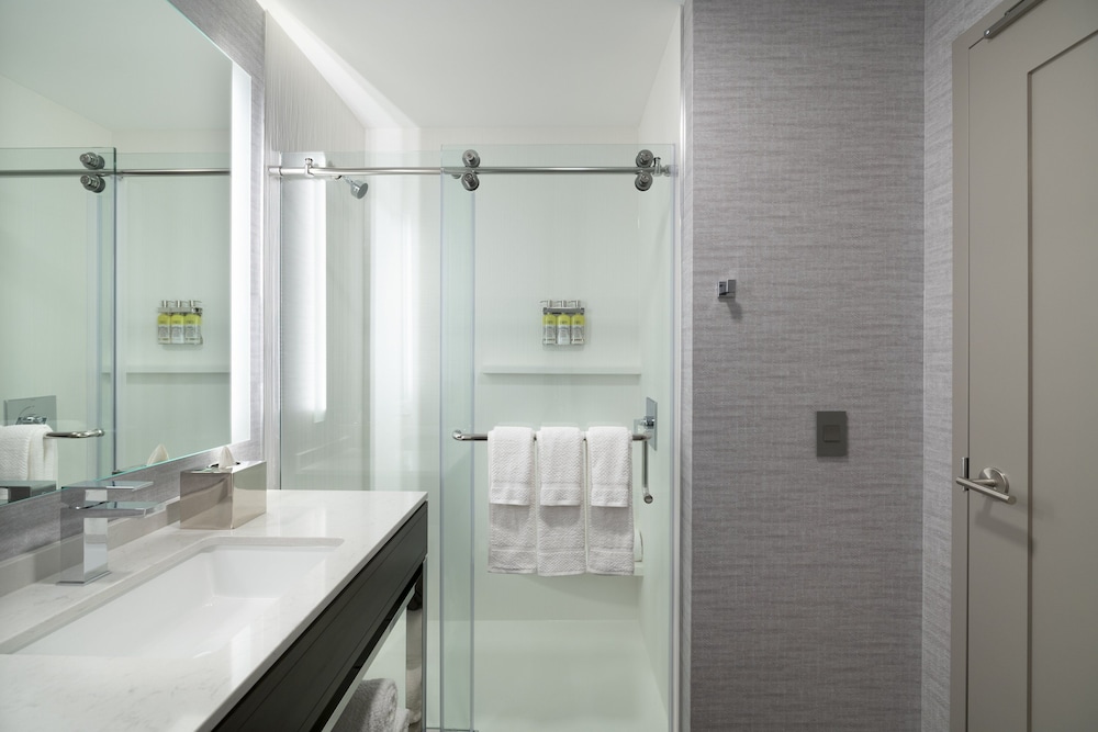 Staybridge Suites Boston Logan Airport Revere by IHG - photo 24