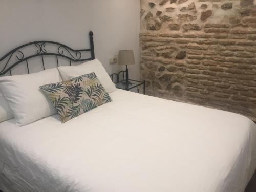 Apartamento Tolaitola — 4-Star Luxury Hotel in Toledo, Spain