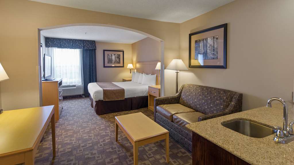 SureStay Plus Hotel by Best Western Roanoke Rapids I 95 - photo 17