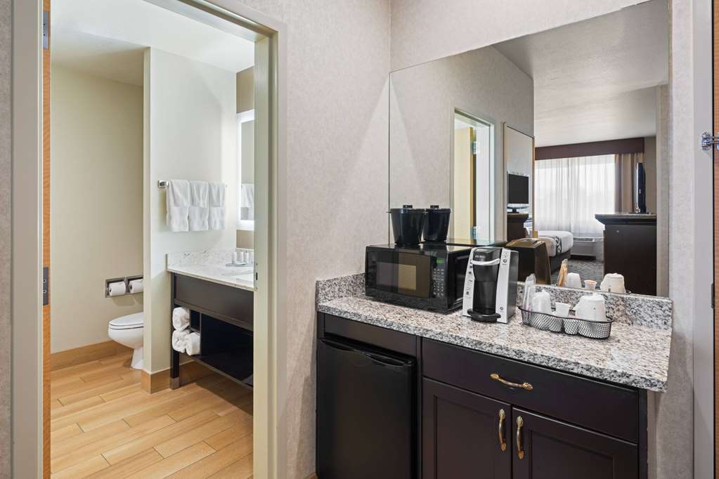 La Quinta Inn & Suites by Wyndham Idaho Falls Ammon - photo 44
