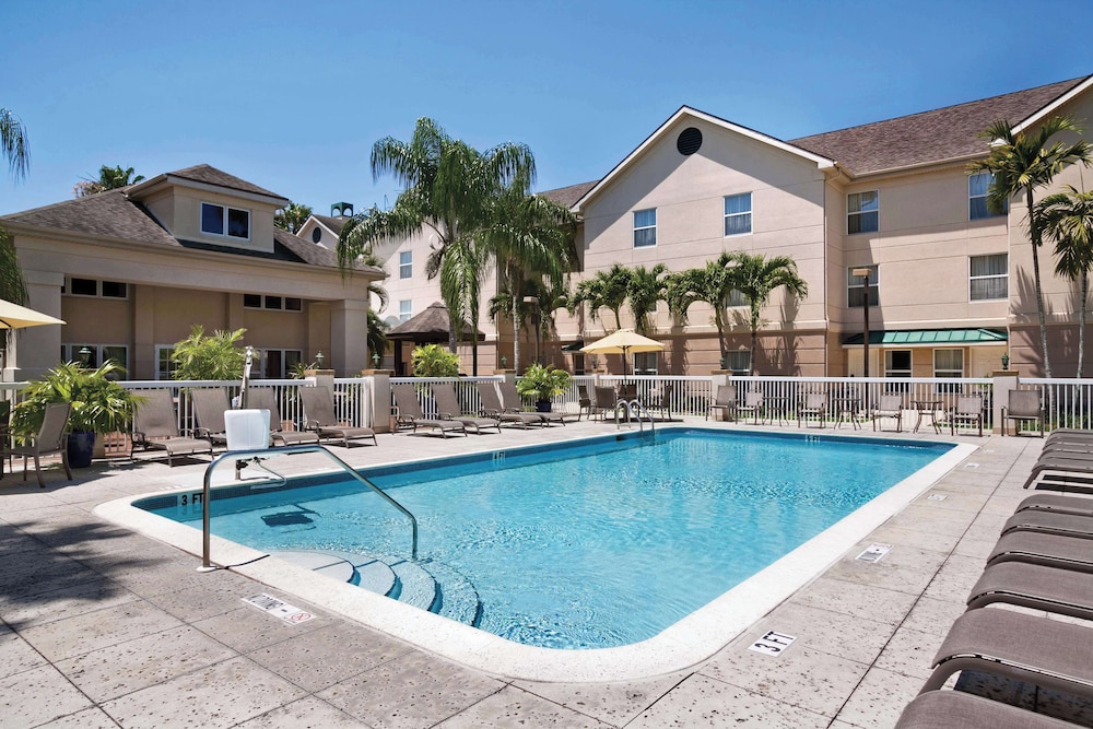 Homewood Suites by Hilton Fort Myers - photo 36