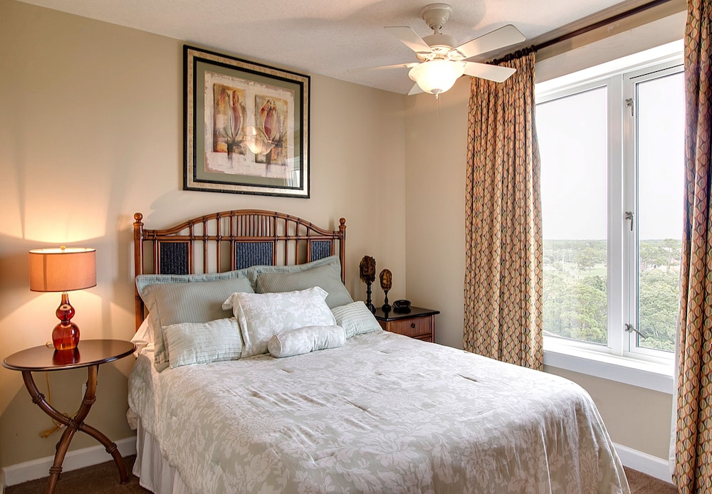 Grand Panama Beach Resort by Emerald View Resorts - photo 33
