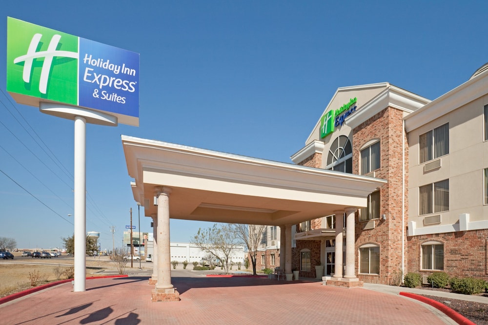 Holiday Inn Express & Suites Eagle Pass by IHG in Eagle Pass, United States