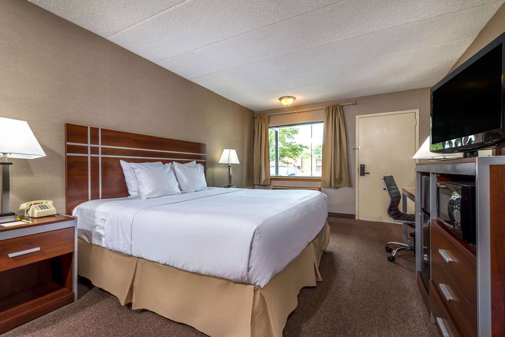Days Inn by Wyndham Vineland - photo 9