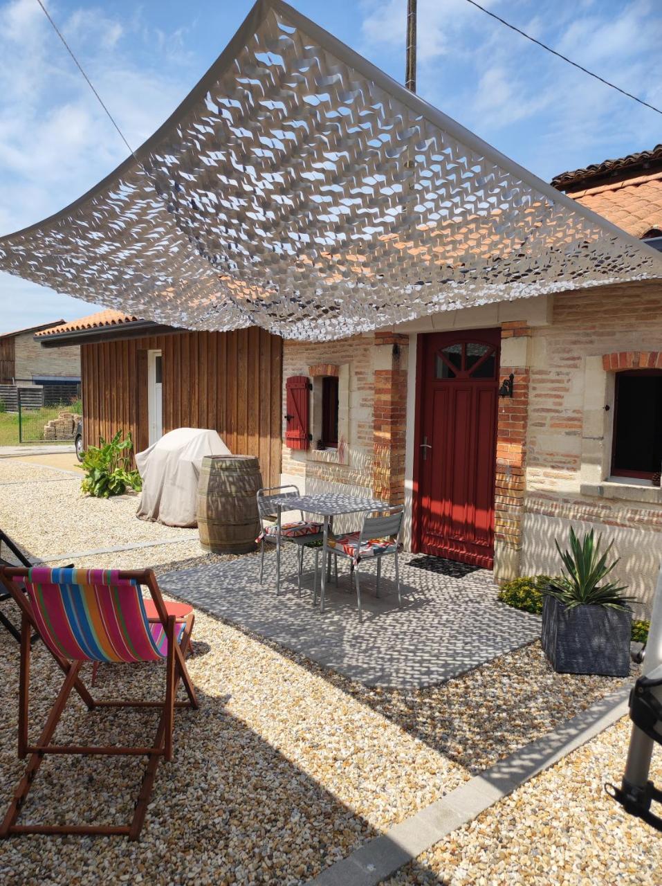 Studio de Charme Independant - last minute hotel in Unknown City