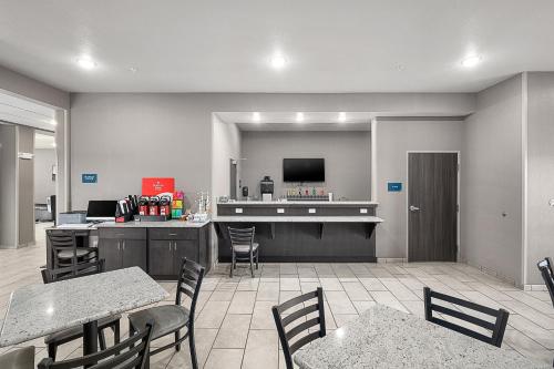 Riverstone Suites Chippewa Falls - photo 40