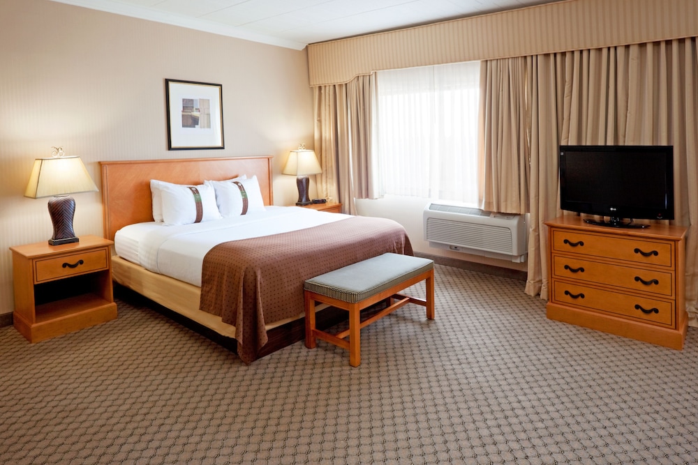 Holiday Inn Philadelphia South Swedesboro by IHG - photo 8