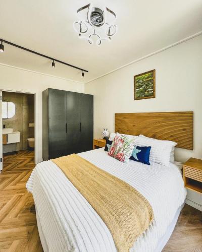 Agape Apartment On park Century