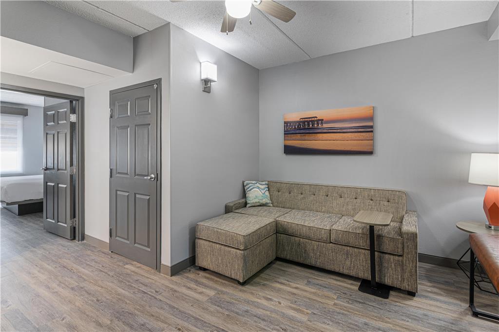 Best Western Plus Savannah Gateway - photo 10