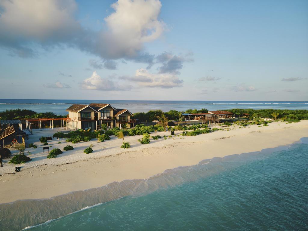 Araaik Beach Village