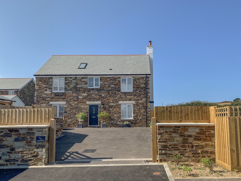Beacon House — 4-Star Luxury Hotel in Falmouth, United Kingdom