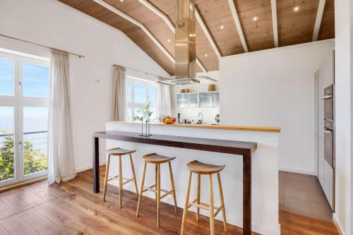Dream penthouse with panoramic sea view pool spa — 4-Star Luxury Hotel in Ostseebad Sellin, Germany