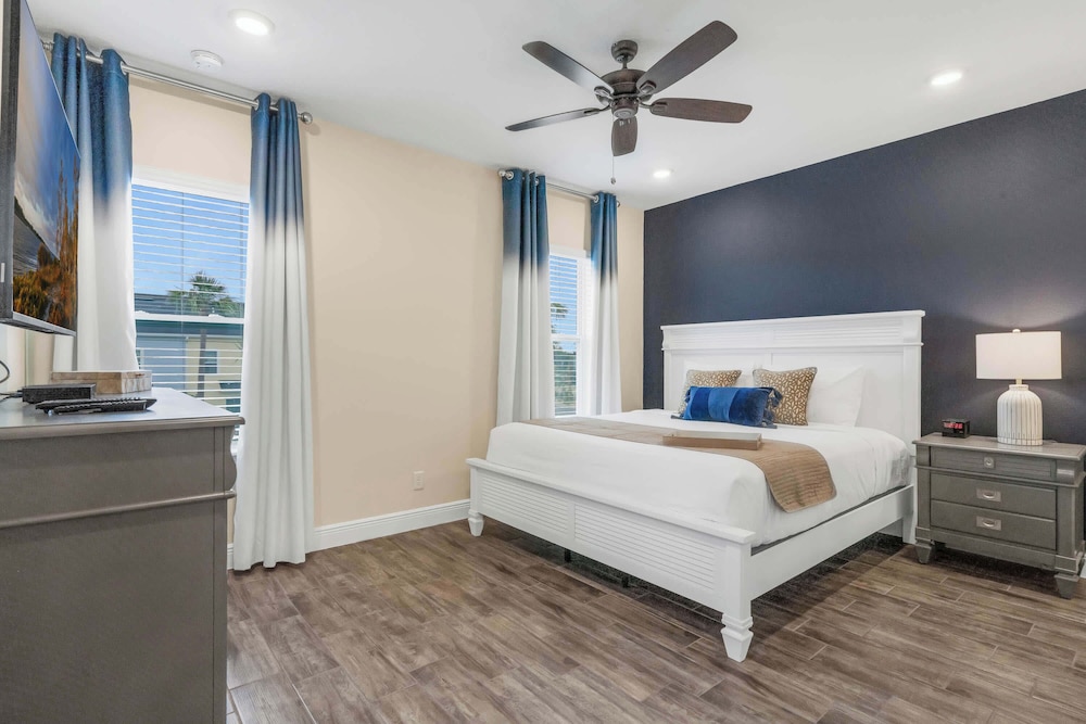 Caribbean Dreamin Vibrant Margaritaville Resort - photo 2