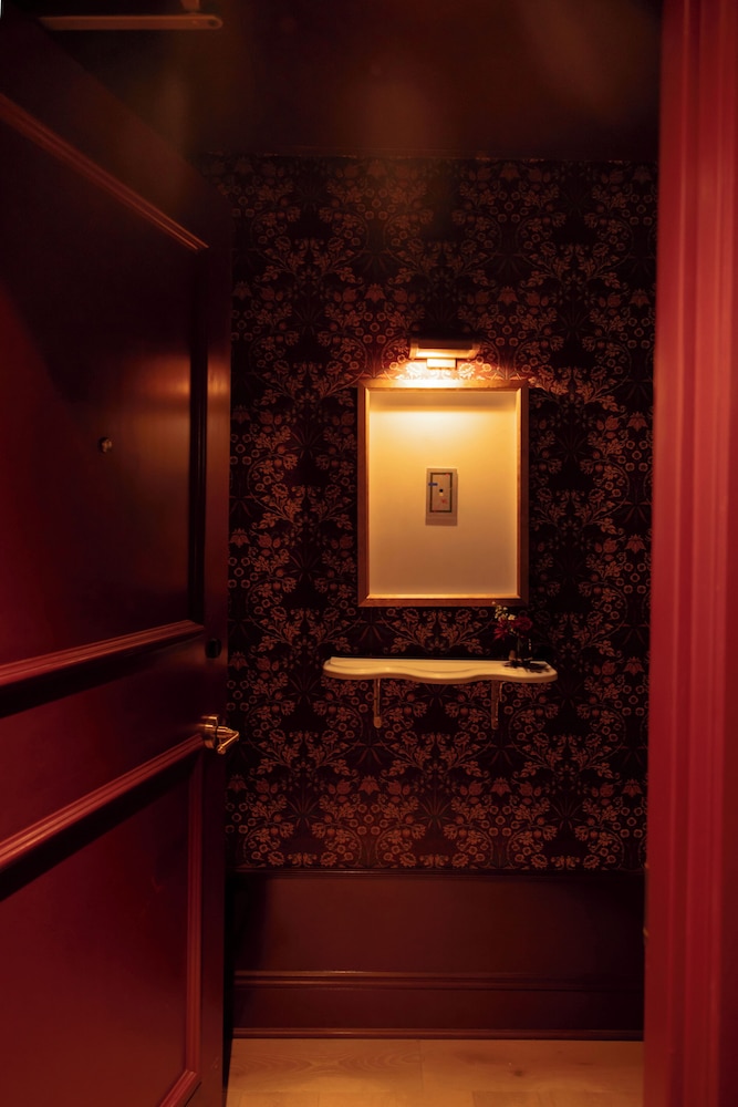 Fidelity Hotel - photo 10