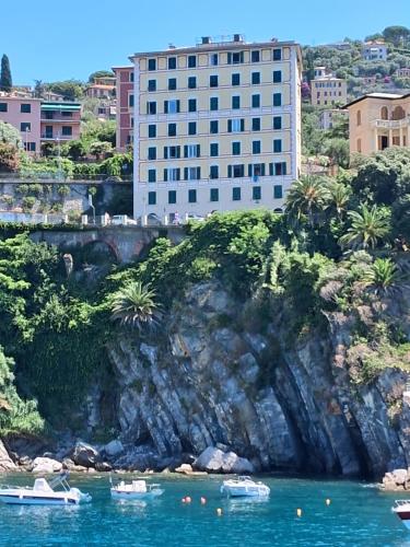 Anciua Parking Free — 4-Star Luxury Hotel in Camogli, Italy