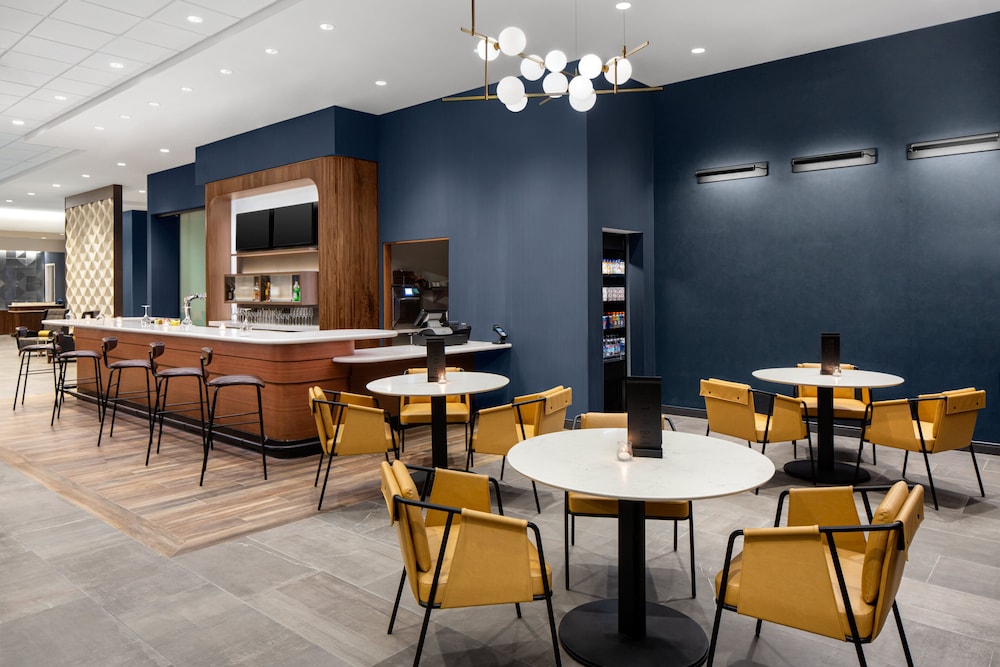 Courtyard by Marriott Lansing Downtown - photo 28