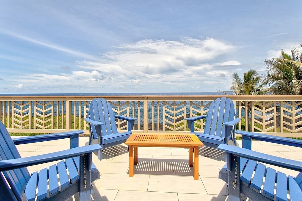 Paradise Ocean View home — 4-Star Luxury Hotel in Kea'au, United States