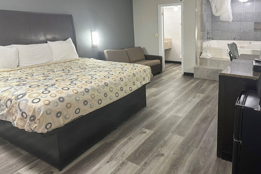 Regal Inn Guntersville By OYO Hwy 431 - photo 11