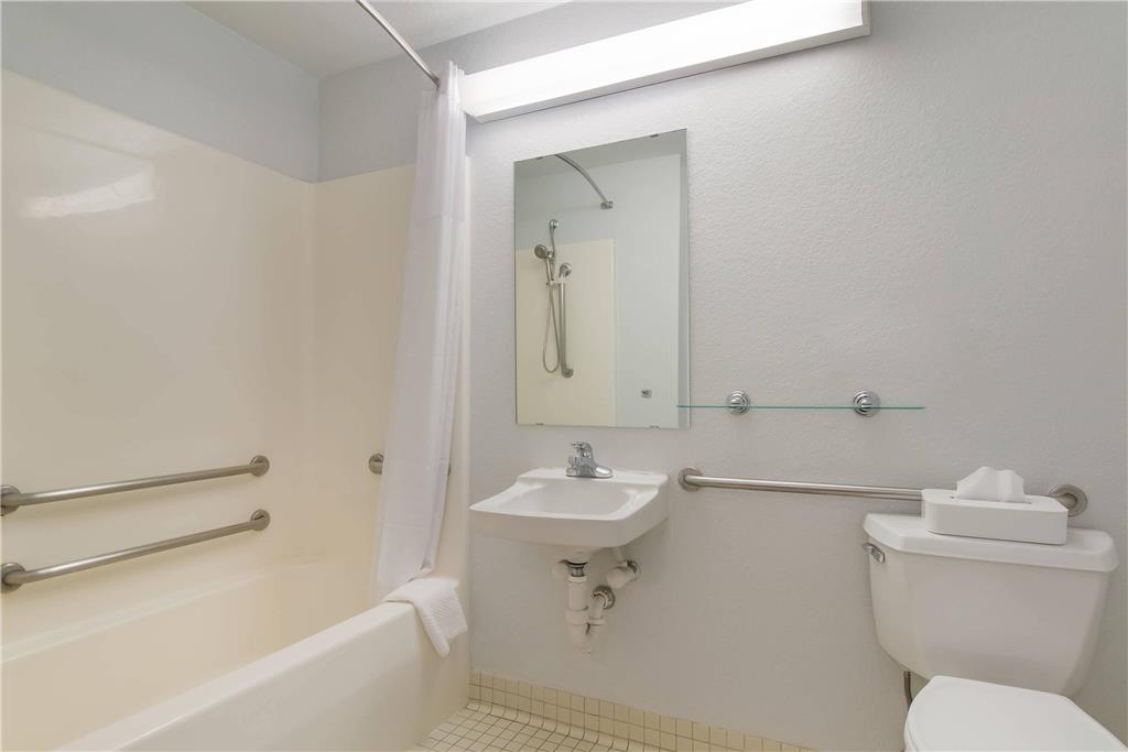 MainStay Suites Raleigh Cary - photo 17