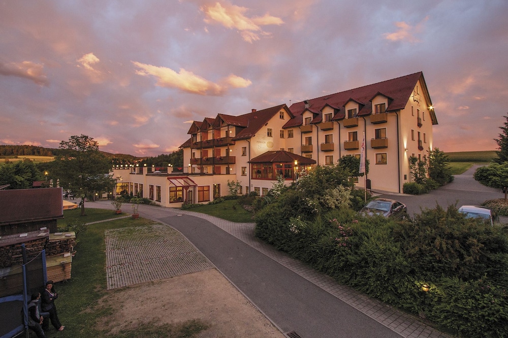 Panorama Hotel Am See — Neunburg Vorm Wald
