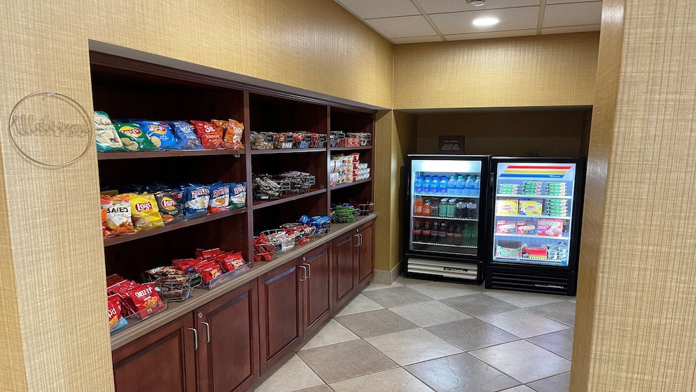 Holiday Inn Express Hotel & Suites Bowling Green by IHG - photo 29