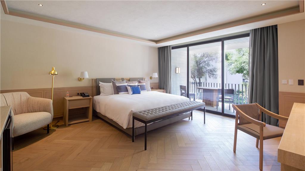 Viceroy Superior Suite