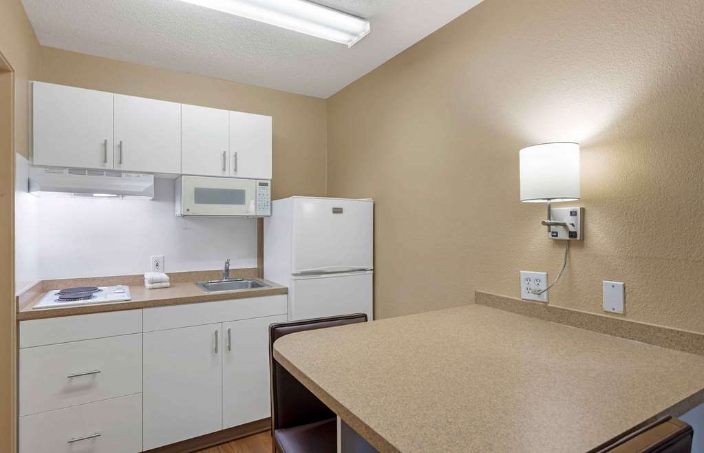 Extended Stay America Suites Fort Worth Medical Center - photo 33