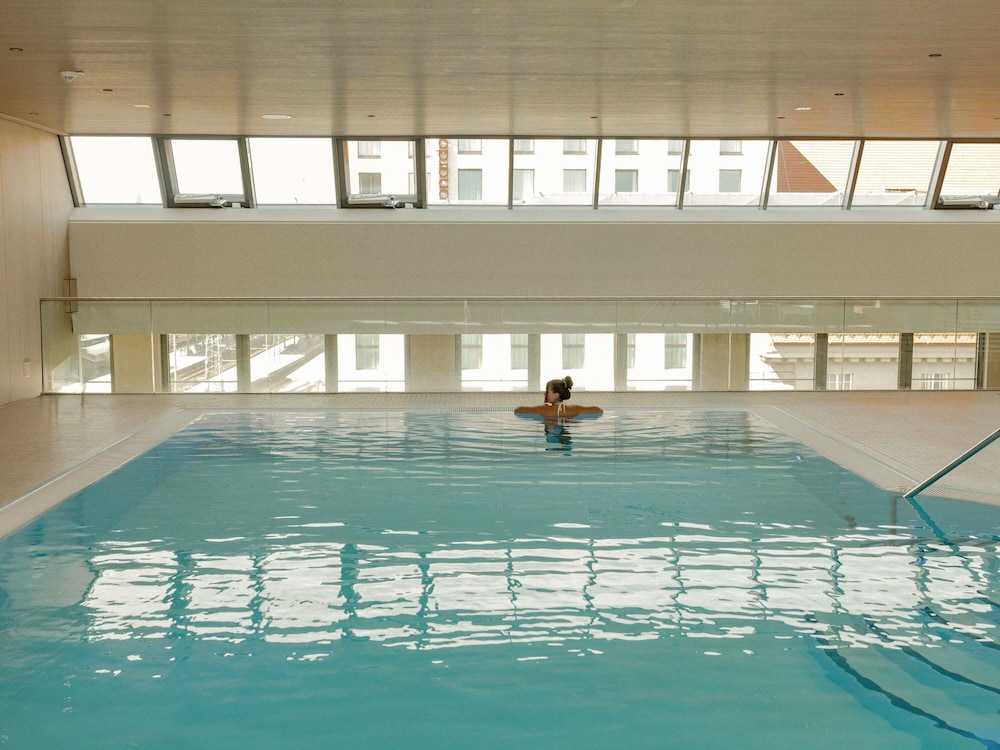 Novotel Nuernberg Centre Ville — 4-Star Luxury Hotel in Nuernberg, Germany