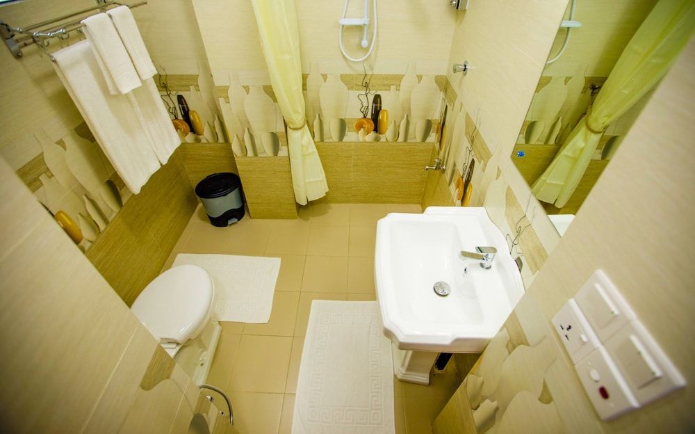Opulence Colombo - carbon neutral hotel in Colombo