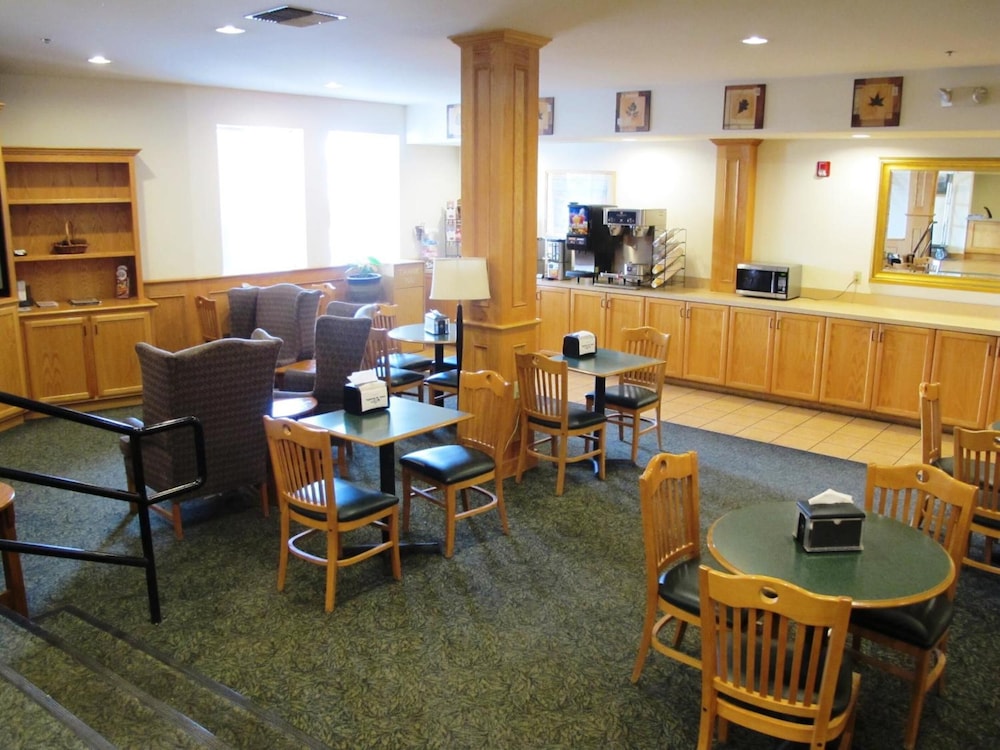 Sugarloaf Mt Motel - photo 24