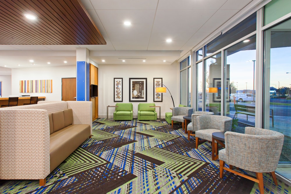 Holiday Inn Express & Suites Moses Lake by IHG - photo 44