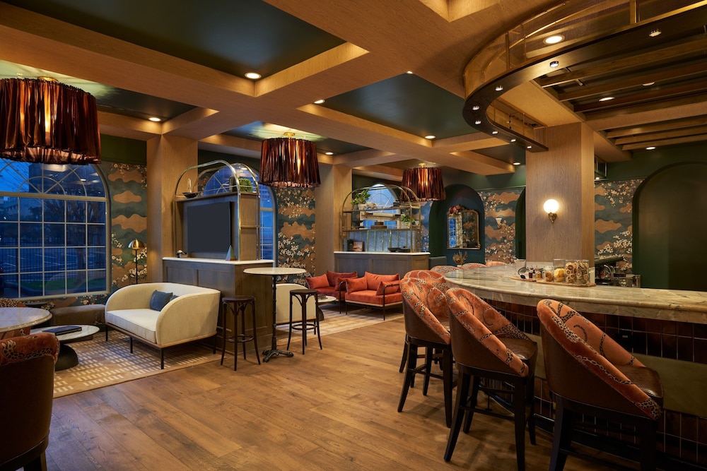 Hotel Vesper Houston a Tribute Portfolio Hotel pet-friendly hotel Houston