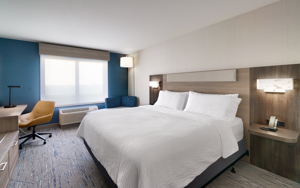Holiday Inn Express Hotel & Suites Cheyenne by IHG - photo 4