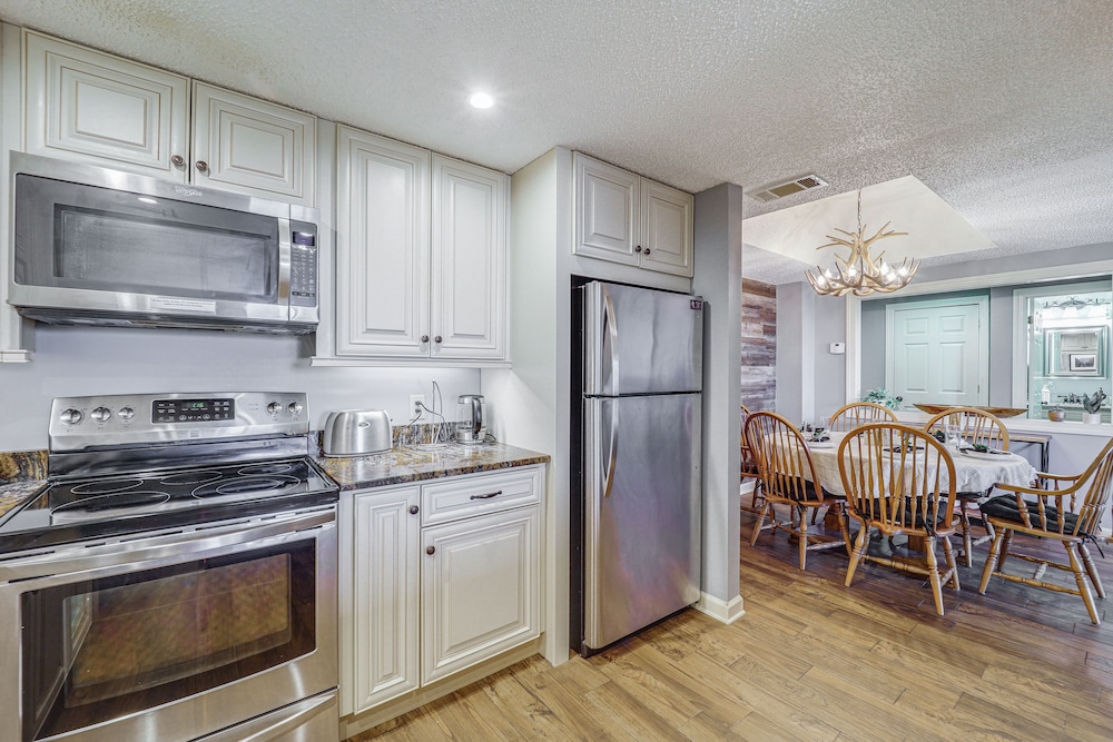 Vacation Rental 3 Mi to Sugar Mountain Resort - photo 17