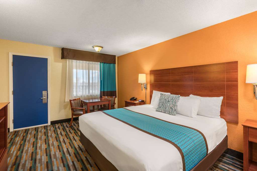 Days Inn by Wyndham Tucumcari - photo 9