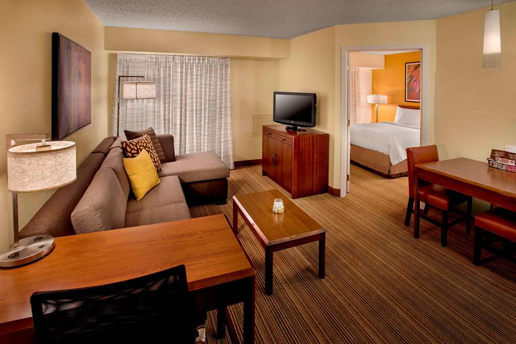Sonesta ES Suites Allentown Bethlehem Airport - photo 3