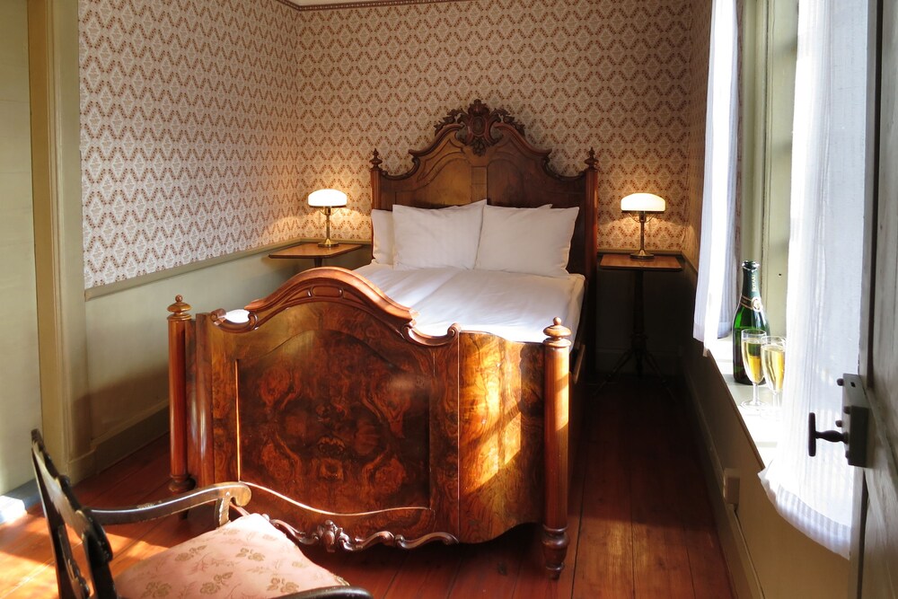 Hotell Dahlströmska Gården — hotel in Vadstena