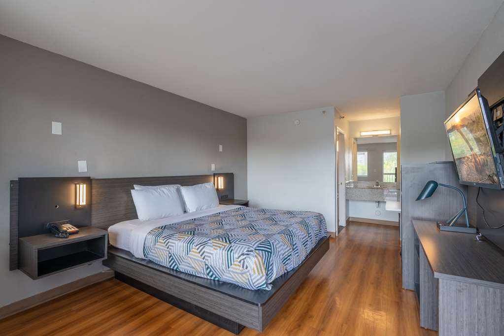 Motel 6 Chandler - photo 7