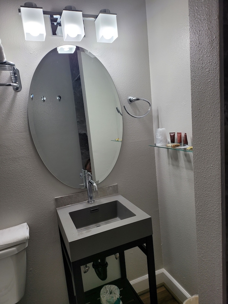 Bridge Street Inn - photo 38