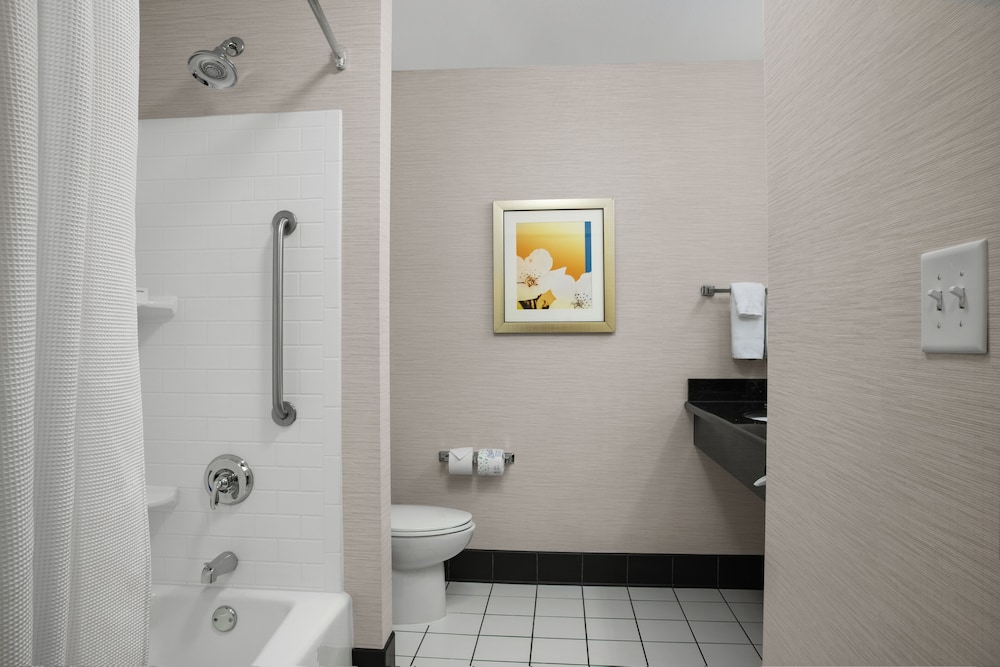 Fairfield Inn & Suites by Marriott Augusta - photo 26