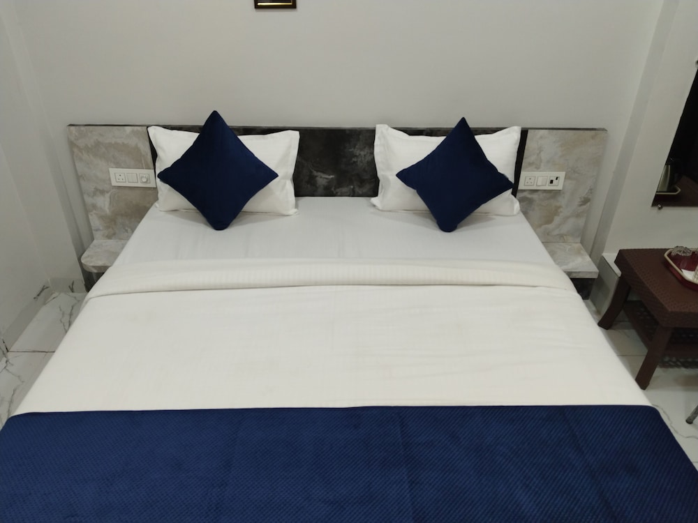 Hotel Blue Paradise — Indore — photo 5