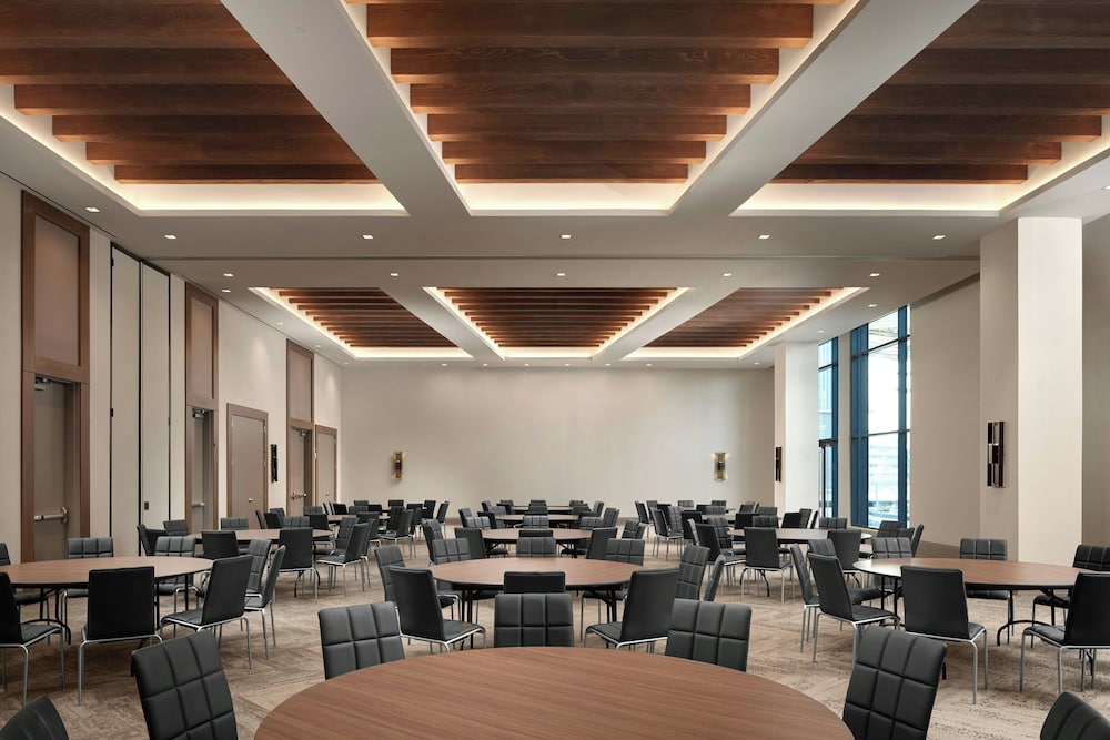 AC Hotel Reston - photo 30