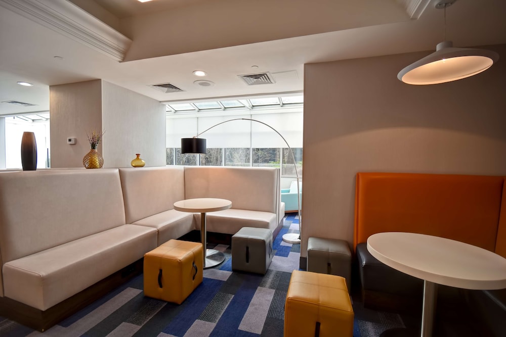 Hampton Inn Ny Jfk - photo 27