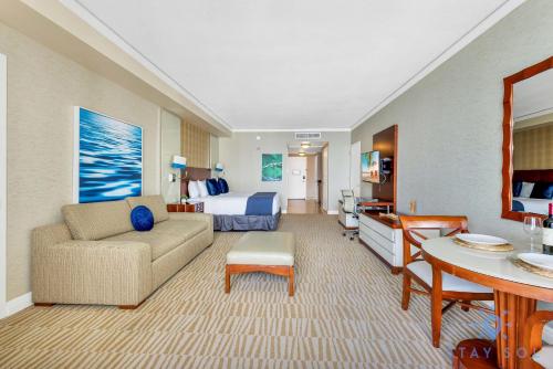 Ocean View Luxurious Studio Premium Amenities - photo 28