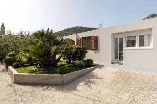 Apartments with parking space Mokosica Dubrovnik 22793 — 4-Star Luxury Hotel in Mokosica, Croatia