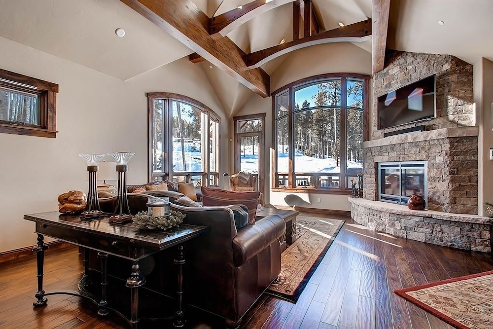 Slopeside Manor On Peak 8 By Pinnacle Lodging - photo 19