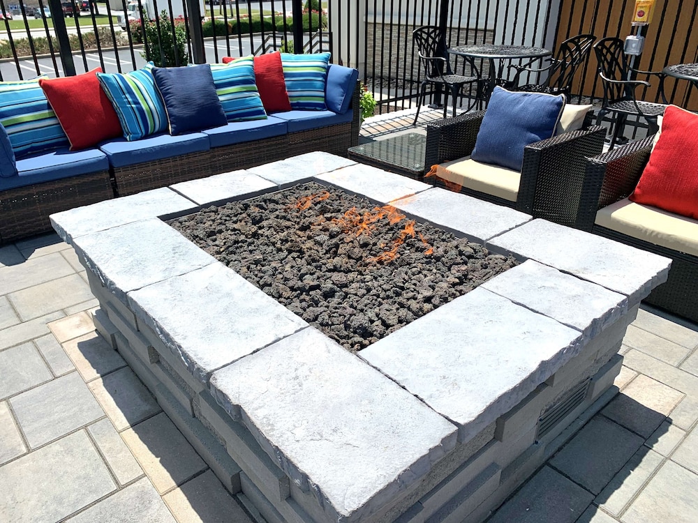 Hampton Inn Harrisburg East - photo 56