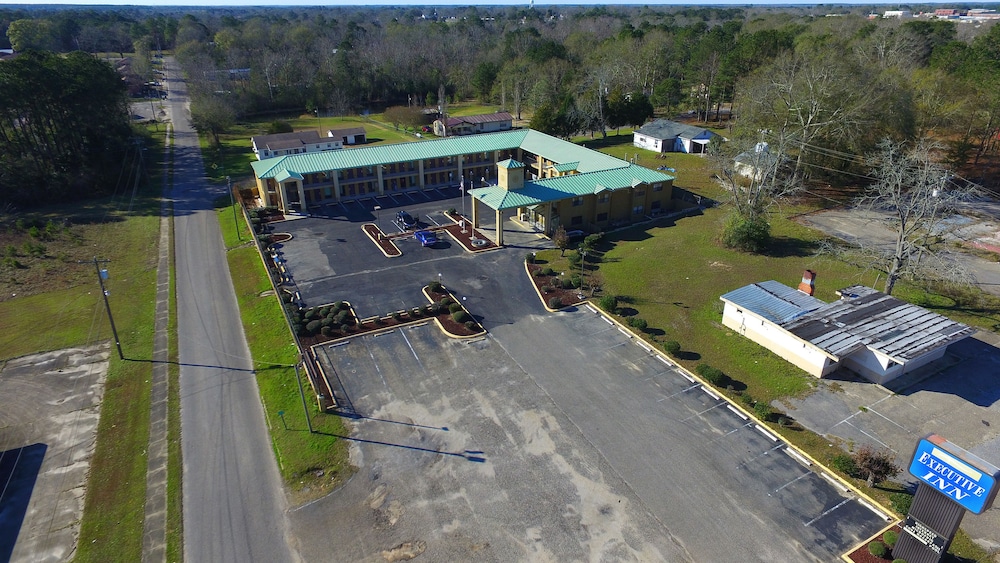 Executive Inn Opp - photo 25