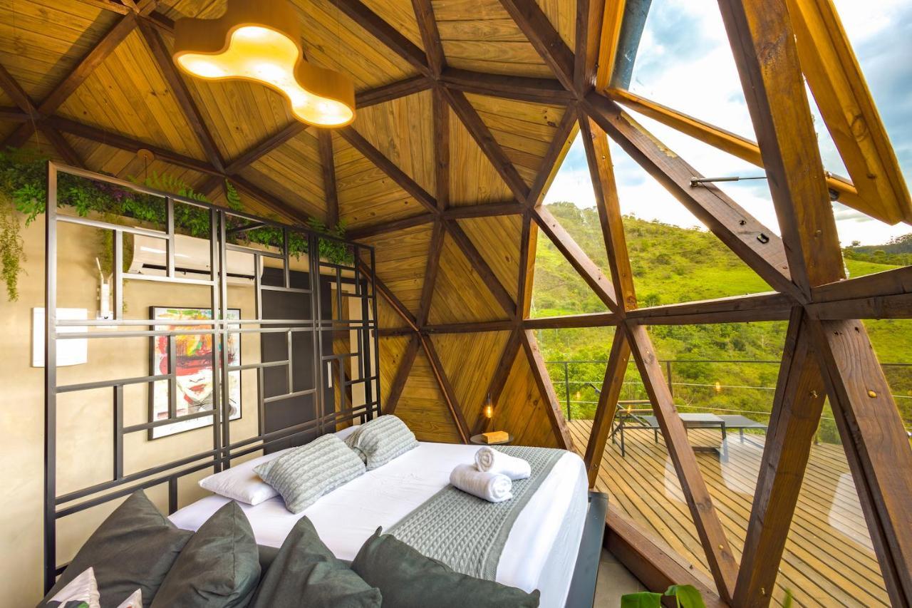 Freedome Domos e Chalés — 4-Star Luxury Hotel in Sao Jose Dos Campos, Brasil